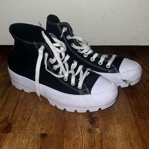 slightly worn Women's Converse Chuck Taylor All Star Lugged High Tops